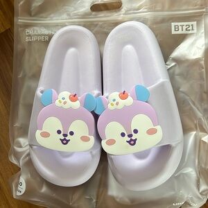 Unmasked Mang slides